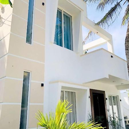 Ayona Beach Villa Katuneriya Eksteriør billede