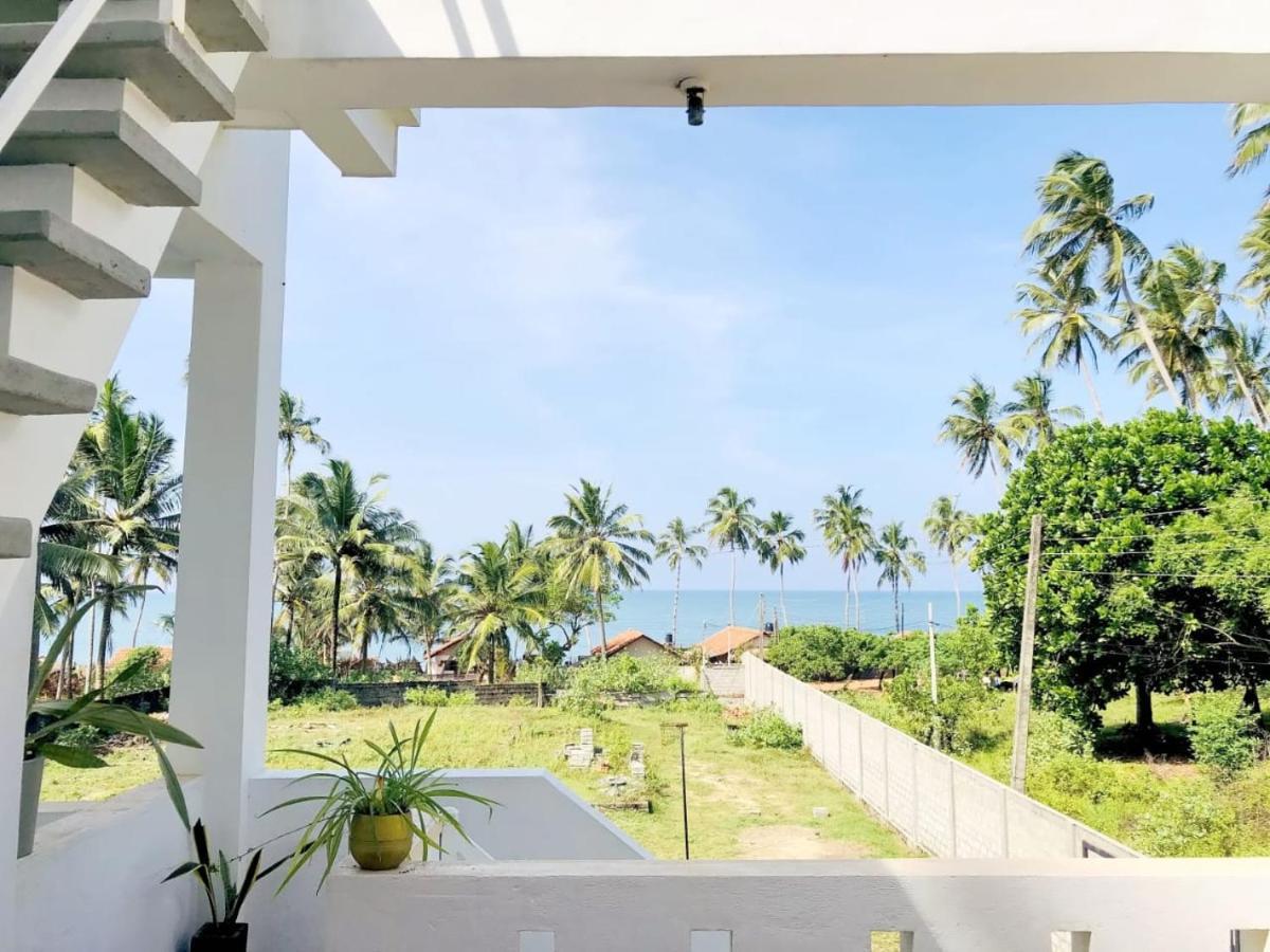 Ayona Beach Villa Katuneriya Eksteriør billede