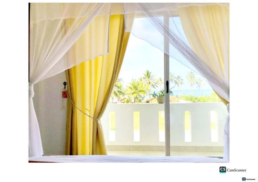 Ayona Beach Villa Katuneriya Værelse billede